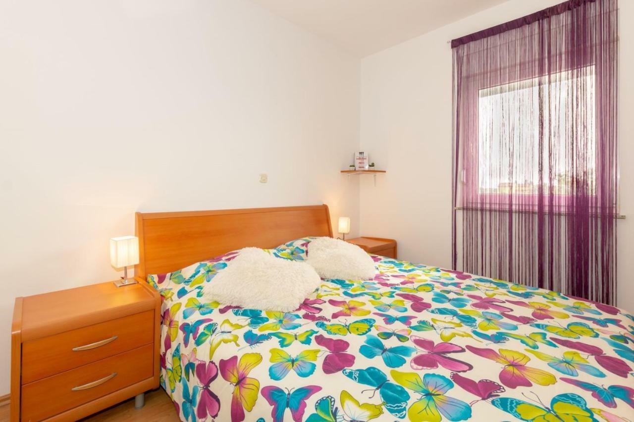 Apartment Keti Fažana Kültér fotó