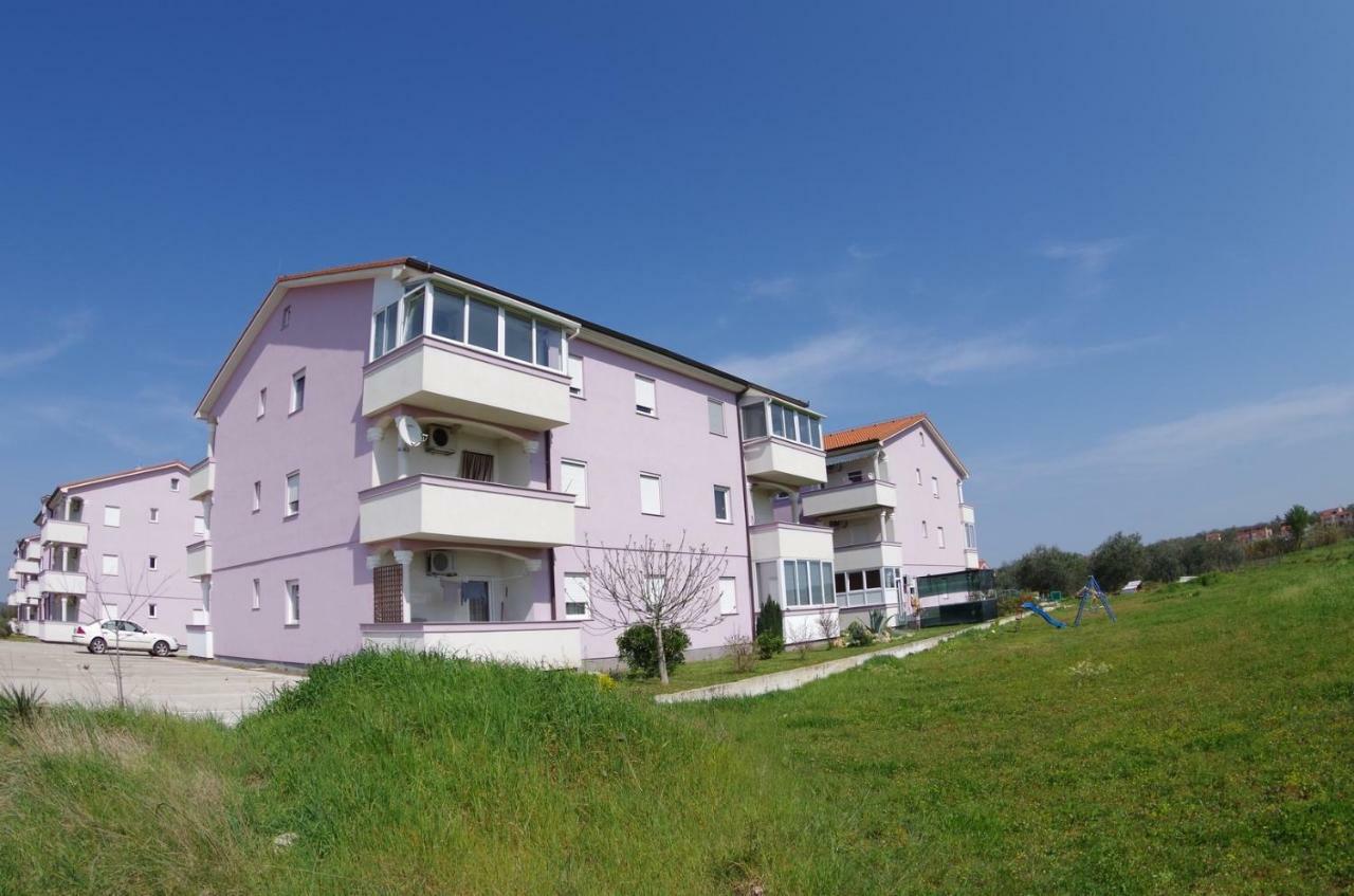 Apartment Keti Fažana Kültér fotó