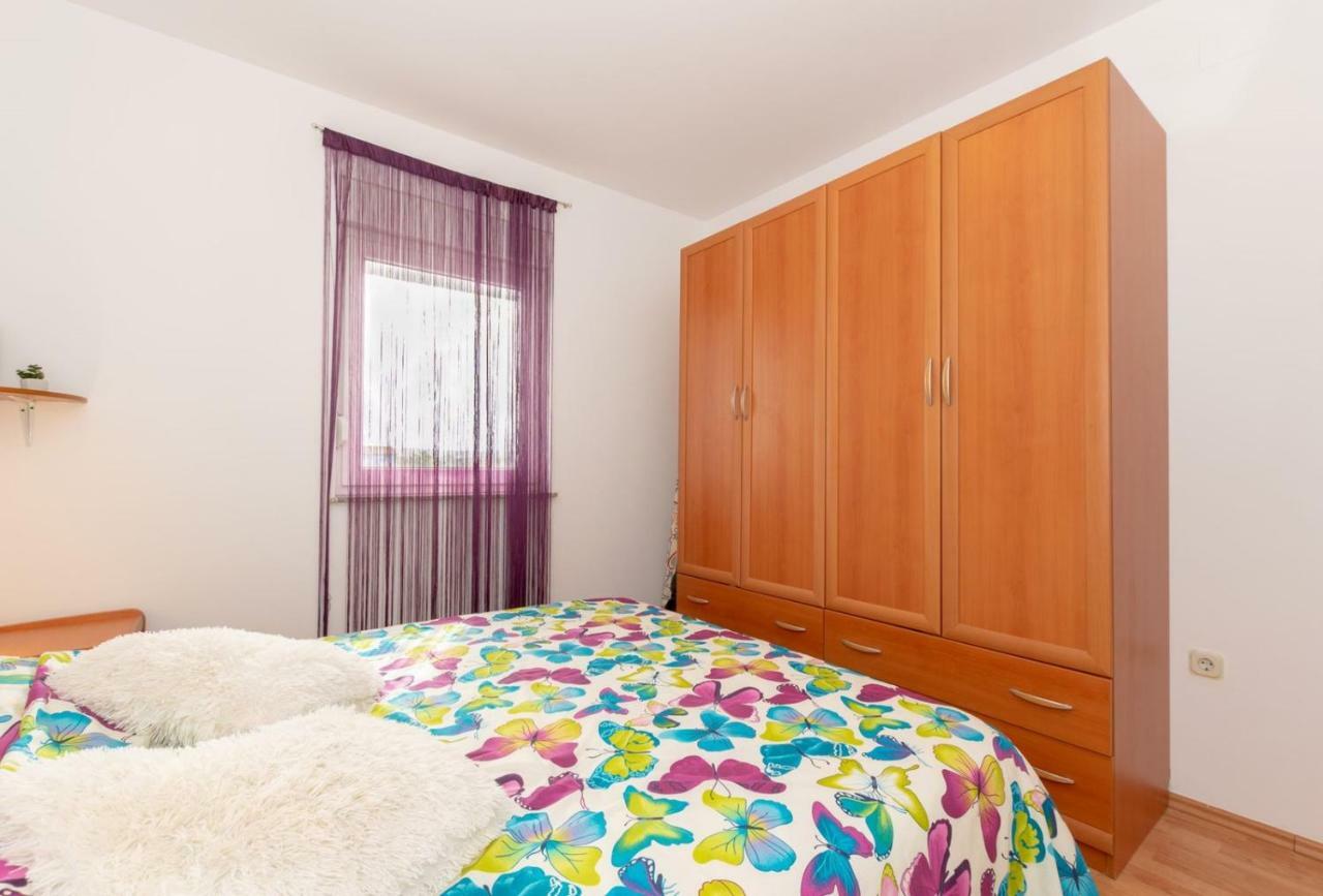 Apartment Keti Fažana Kültér fotó
