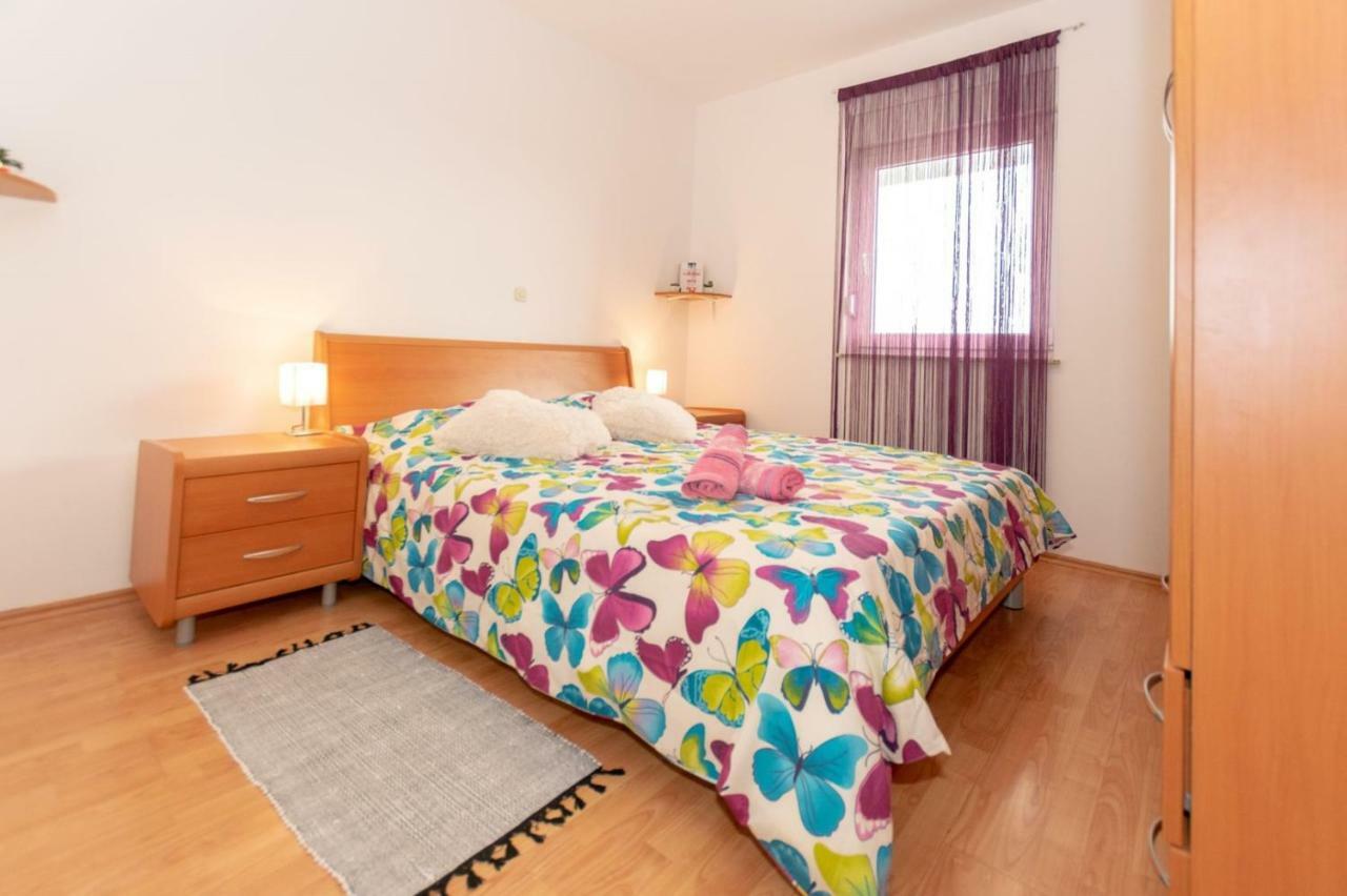 Apartment Keti Fažana Kültér fotó